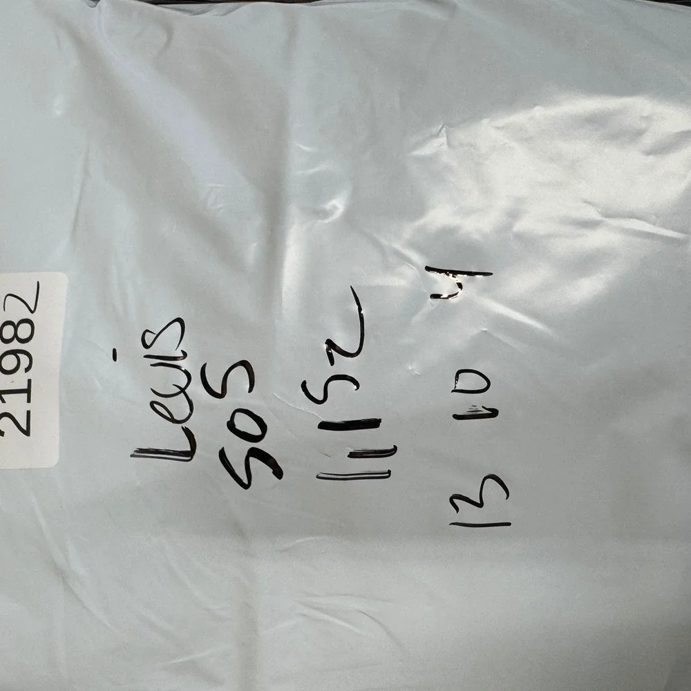 Levis shipping fast